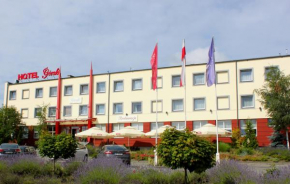 Гостиница Hotel Górski  Прущ-Гданьски